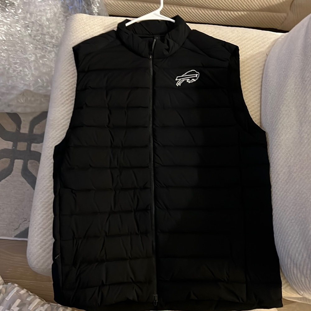Buffalo Bills lululemon vest